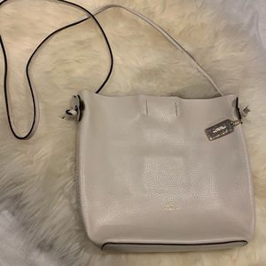 DERBY CROSSBODY IN PEBBLE LEATHER (COACH F58661)